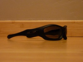 Monsterdog Matte Black -Grey 05-015 [320x200].JPG