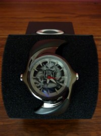 Crush 2.0 Ion Plated-Silver Bulldog-Black 10-146 [320x200].JPG